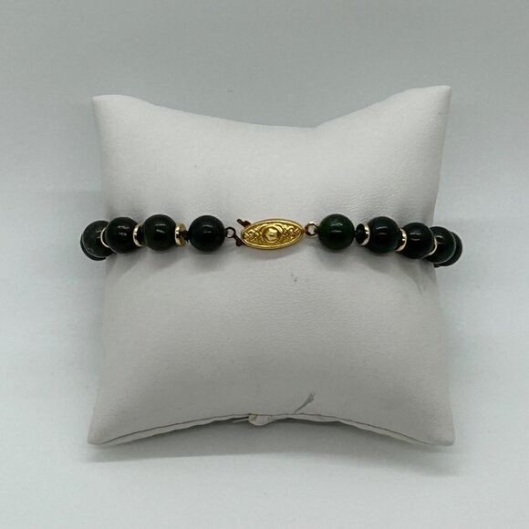 Vintage Forest Green Glass Beaded Bracelet Classic Gold-Tone Clasp Accents - Picture 15 of 15
